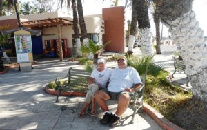 Donna & George enjoyed the La Paz Malecon