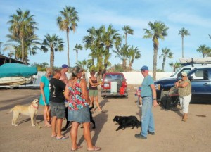 Bruce, Marian, Dan, Gail and Garrett showed up at the Serenidad to say hi