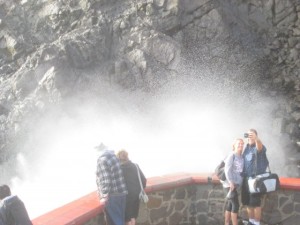 La Bufadora gives Harold a face washing!