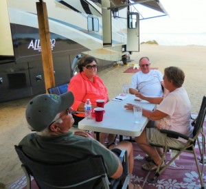 Cards are the rage in Bahia at Daggetts
