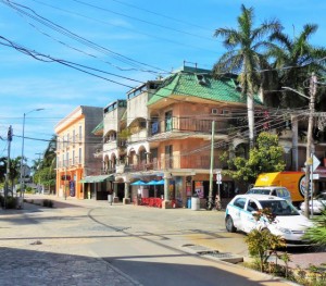 Burbs in Playa del Carmen